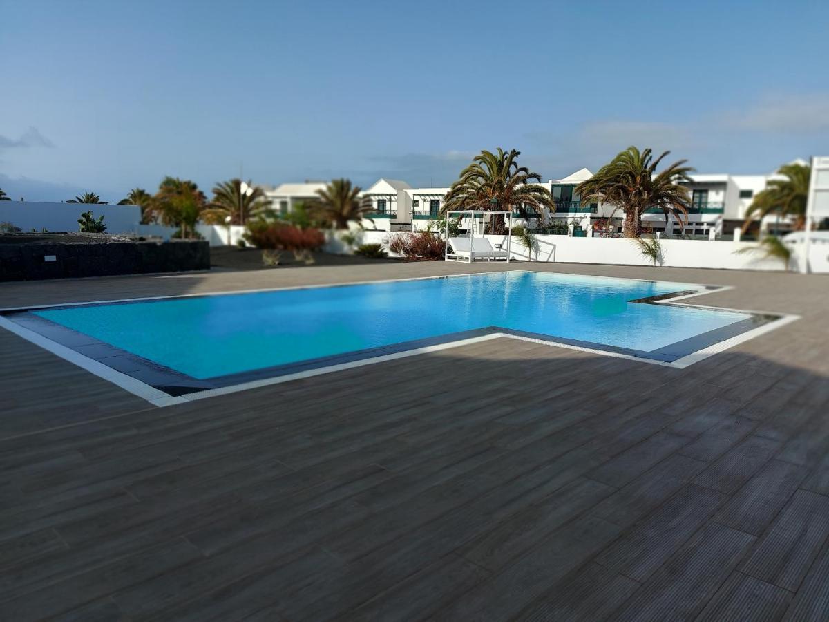 White Suite Deluxe Costa Teguise Dış mekan fotoğraf